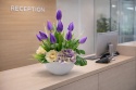 Stroik Wielkanocny Tulipany Fioletowe Wiosenny Stroik na Stół Komodę Dekoracja 45 cm