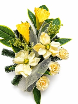 Stroik nagrobny z żółtymi kaliami i magnoliami - elegancka dekoracja na grób | 52 × 55 cm