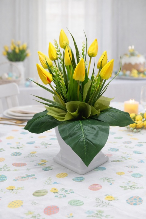 Stroik z tulipanów żółtych w donicy 55 cm dekoracja wielkanocna